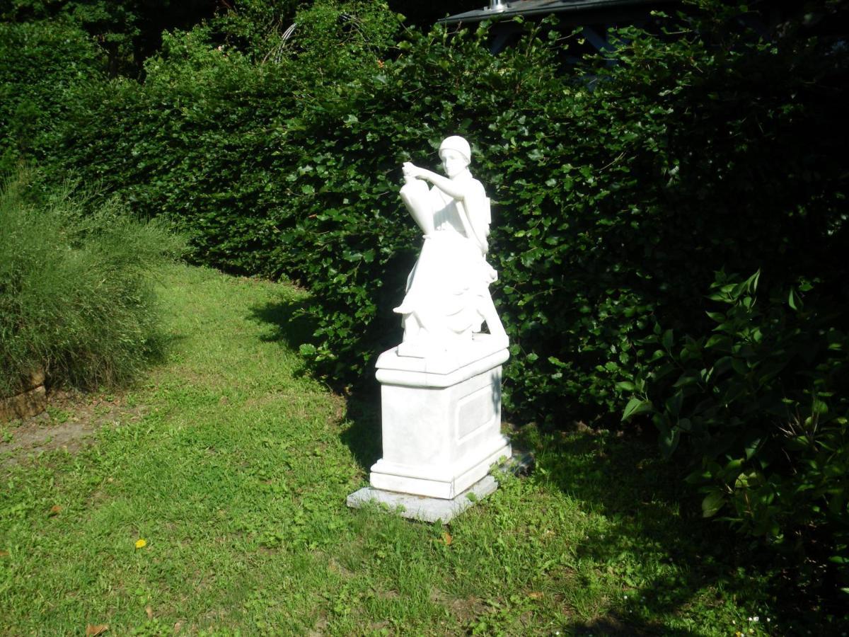 Villa Schulenburg In Putbus Auf Ruegen ภายนอก รูปภาพ